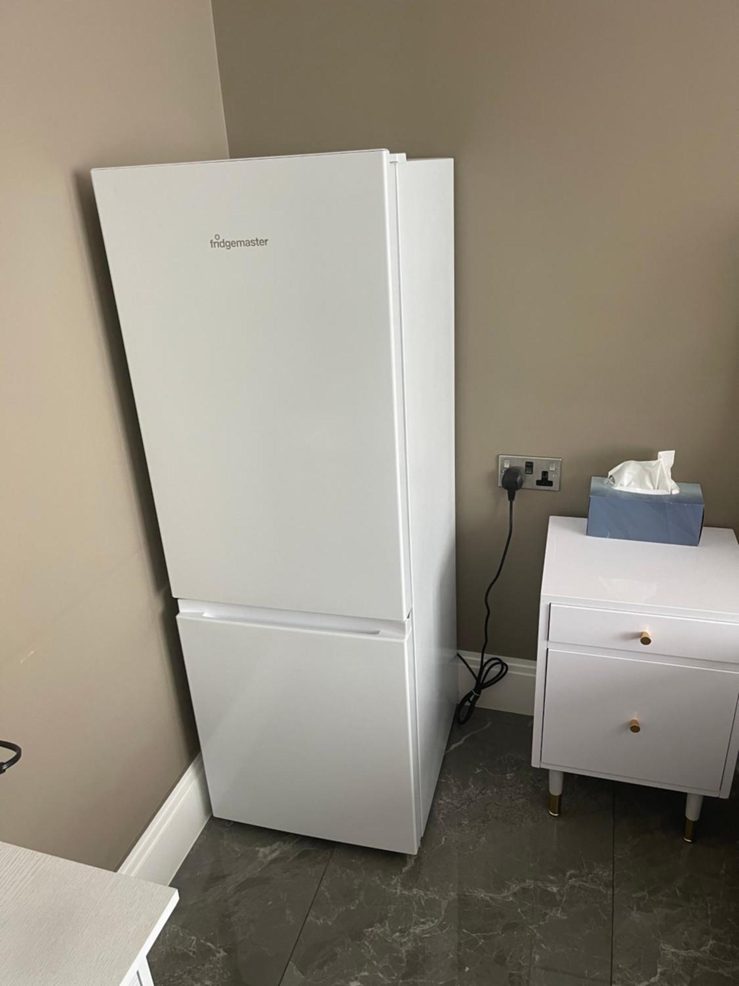 Edgware Modern Huge Double Room With Private Bathroom In Colindale מראה חיצוני תמונה